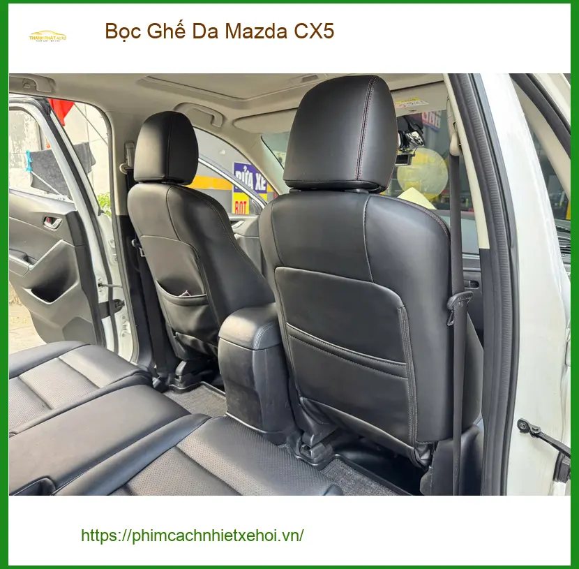 Anh Thành bọc ghế da Mazda CX5 ở Quận 2 để làm mới nội thất sang trọng