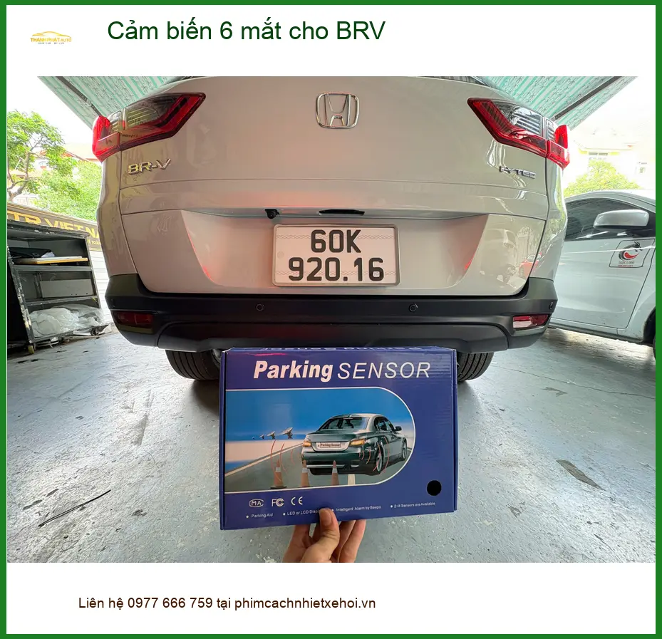 Anh Tú lắp cảm biến 6 mắt cho BRV ở Quận 9 để lái xe an toàn hơn
