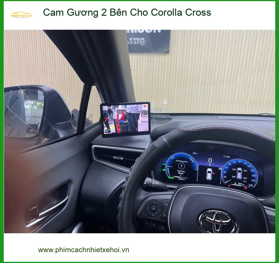 Cô Liên lắp Cam Gương 2 Bên Corolla Cross ở Bình Chánh để an toàn khi lùi xe ảnh thực tế 3