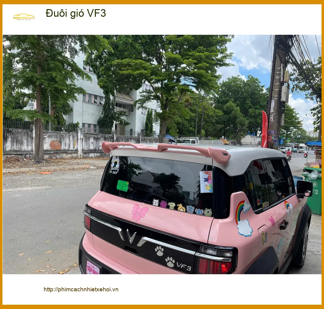 Chị Thanh lắp đuôi gió VF3 tại Quận 12 để tăng tính thể thao cho xe ảnh thực tế 3