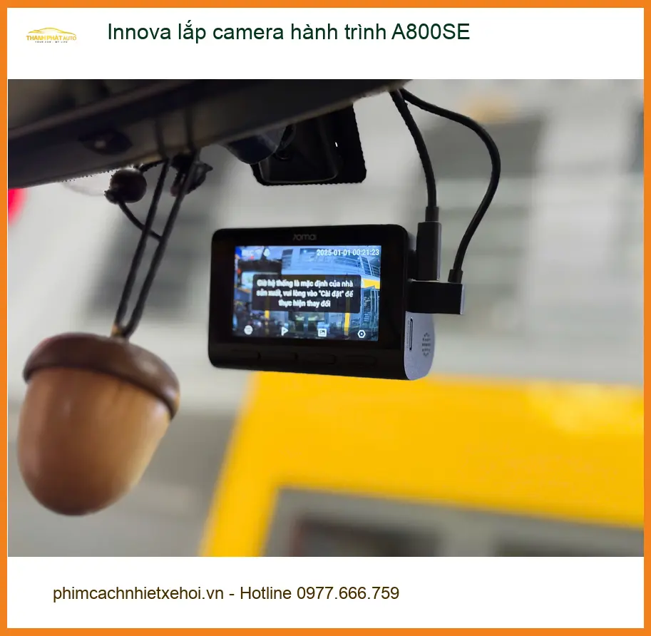 Anh Lân lắp camera hành trình A800SE Innova tại Hóc Môn để bảo vệ xe ảnh thực tế 5