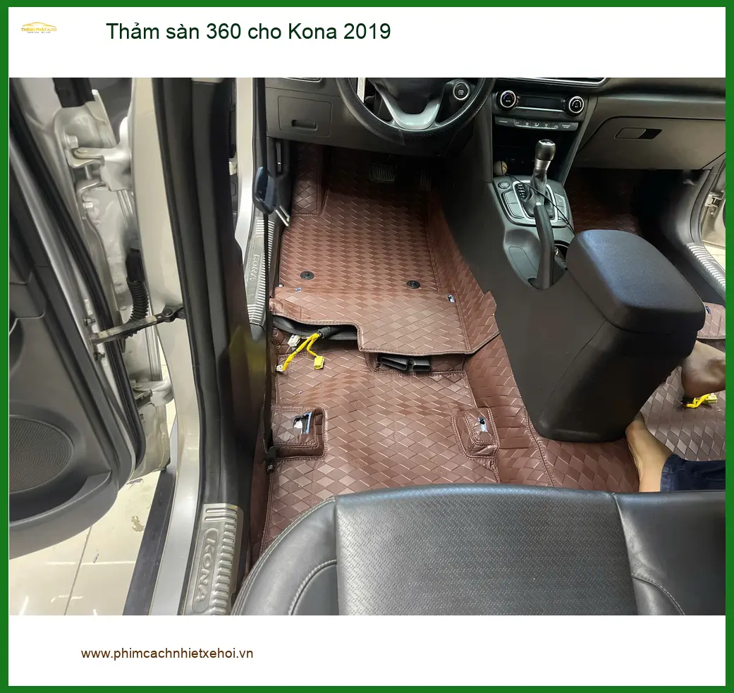 Chị Thanh lắp thảm sàn 360 cho Kona 2019 Quận 12 để nội thất luôn sạch đẹp ảnh thực tế 3