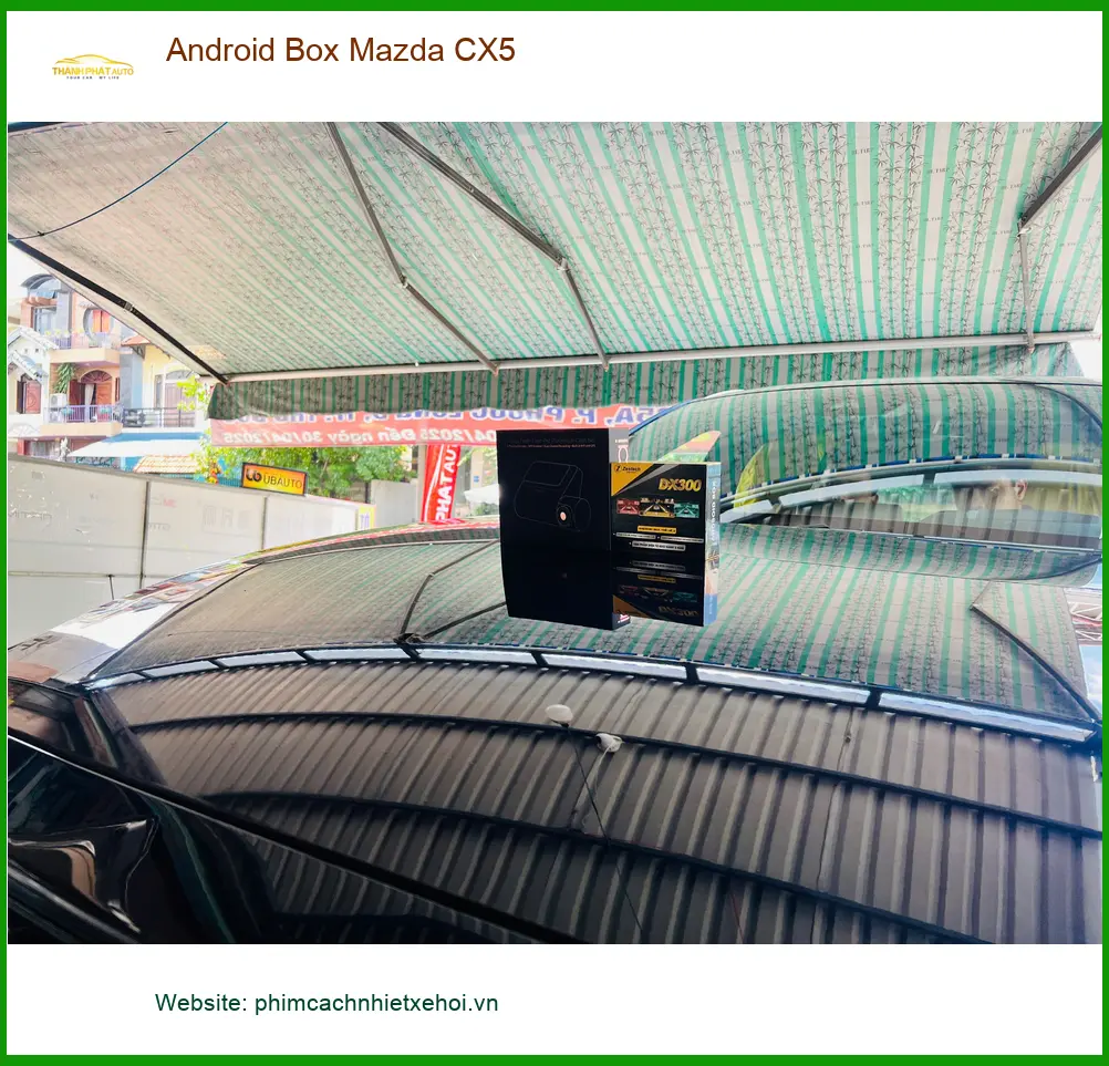 Chị Thảo lắp Android Box Mazda CX5 tại Quận 9 để giải trí trên xe khi chờ con tan học ảnh thực tế 3