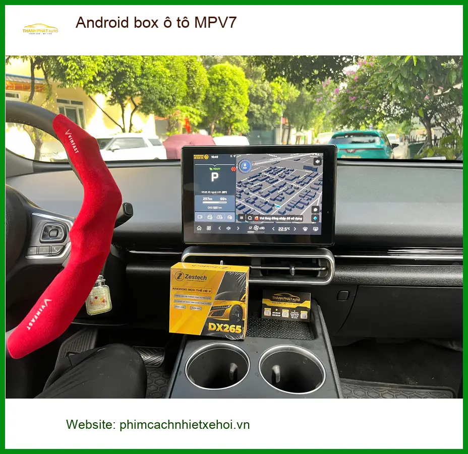 Chị Thảo lắp Android box MPV7 cho Kia Carnival tại Quận Tân Phú vì thường xuyên đi công tác ảnh thực tế 5