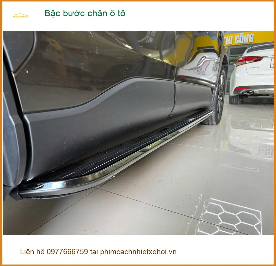 Anh Dũng lắp bậc bước chân ô tô Toyota Fortuner tại Củ Chi cho gia đình dễ lên xuống ảnh thực tế 4