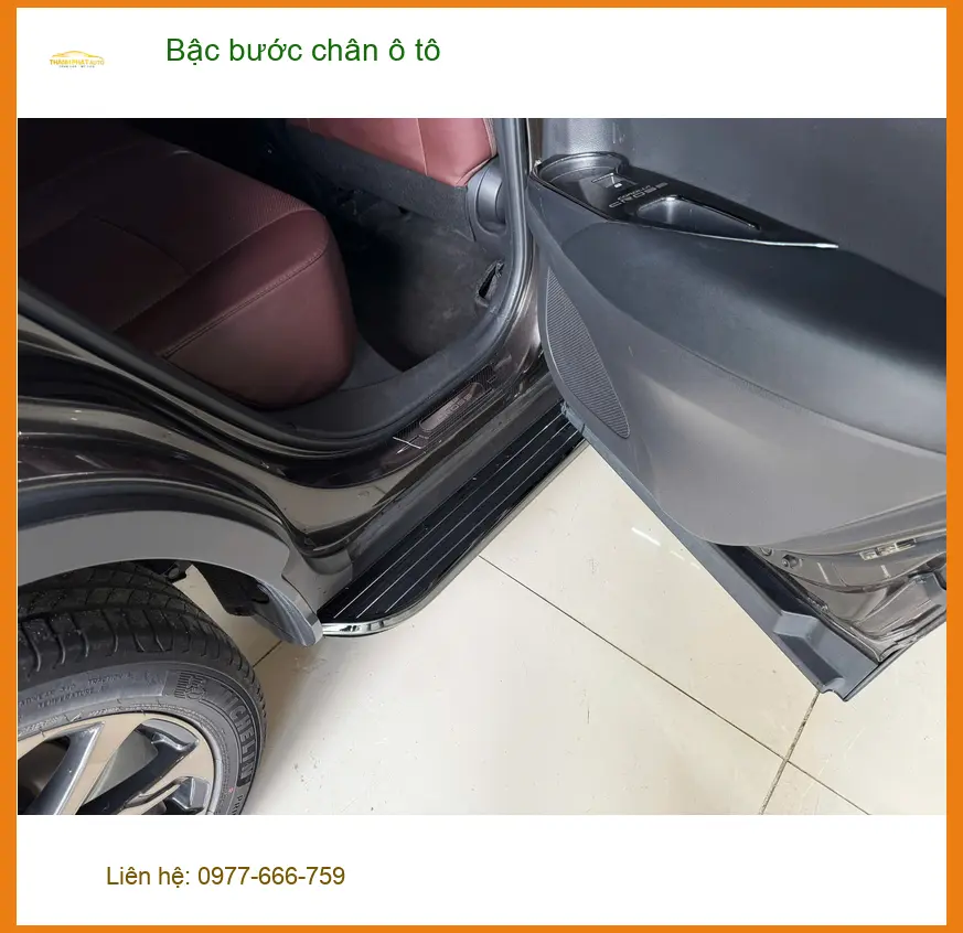 Chú Minh lắp bậc bước chân ô tô cho Kia Carnival tại Quận Bình Tân