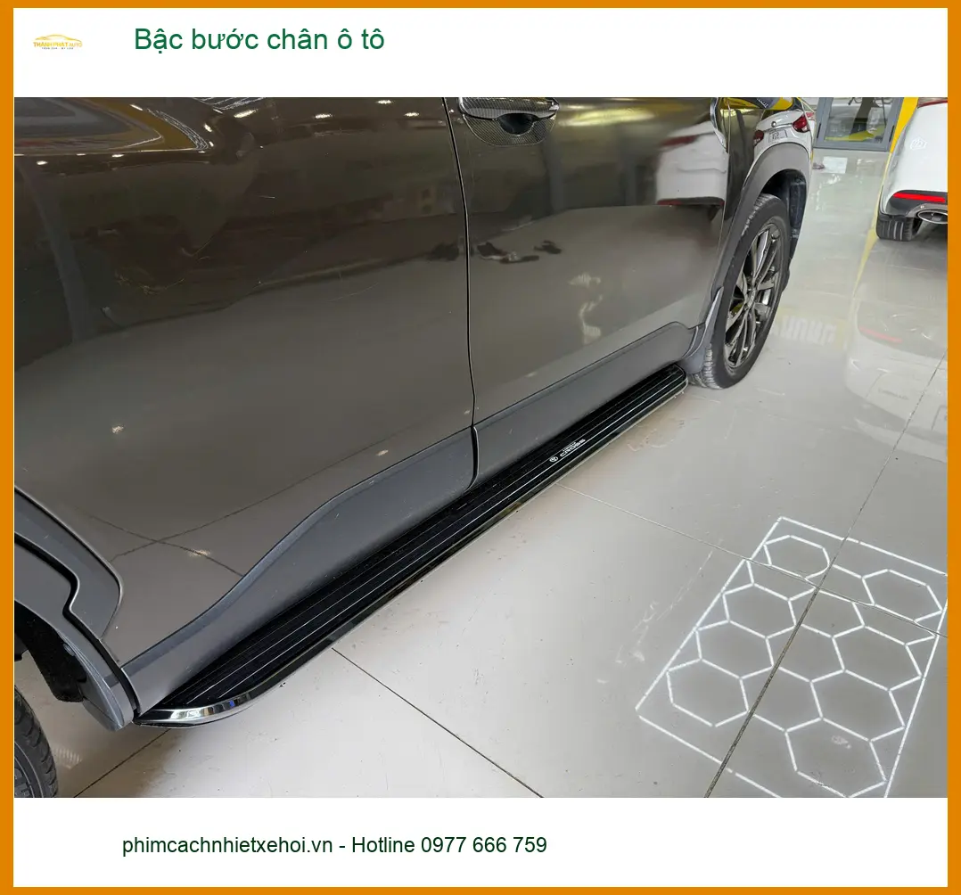 Anh Phi lắp bậc bước chân ô tô cho Mazda CX-5 tại Nhà Bè. ảnh thực tế 3