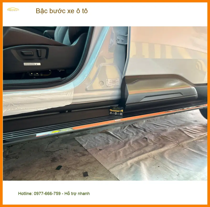 Chị Loan lắp bậc bước xe ô tô Hyundai Santa Fe tại Quận 9 để tiện lên xuống ảnh thực tế 3