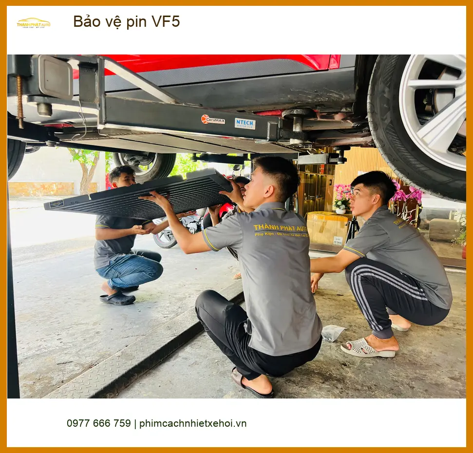 Chị Hà bảo vệ pin VinFast VF5 tại Quận 1 sau khi tham khảo nhiều nơi ảnh thực tế 4