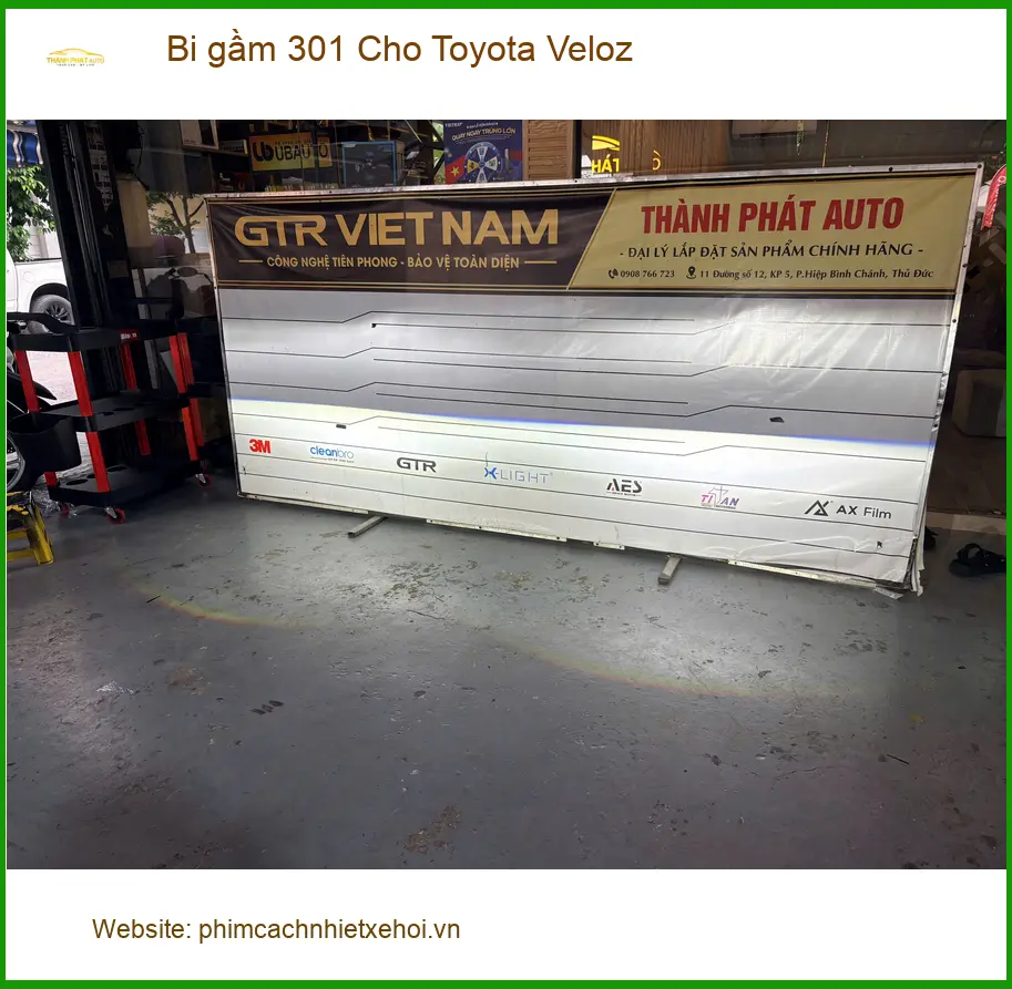 Chị Thảo lắp bi gầm 301 cho Toyota Veloz vì đèn zin kém sáng ở Củ Chi ảnh thực tế 2