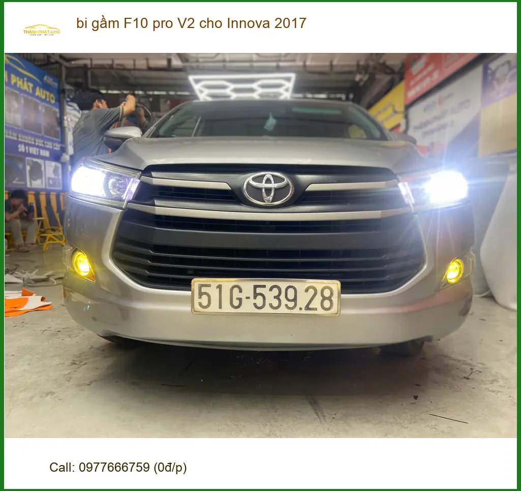 Anh Khang độ bi gầm F10 pro V2 cho Innova 2017 tại Quận Thủ Đức vì đèn zin không đủ sáng khi trời mưa ảnh thực tế 3