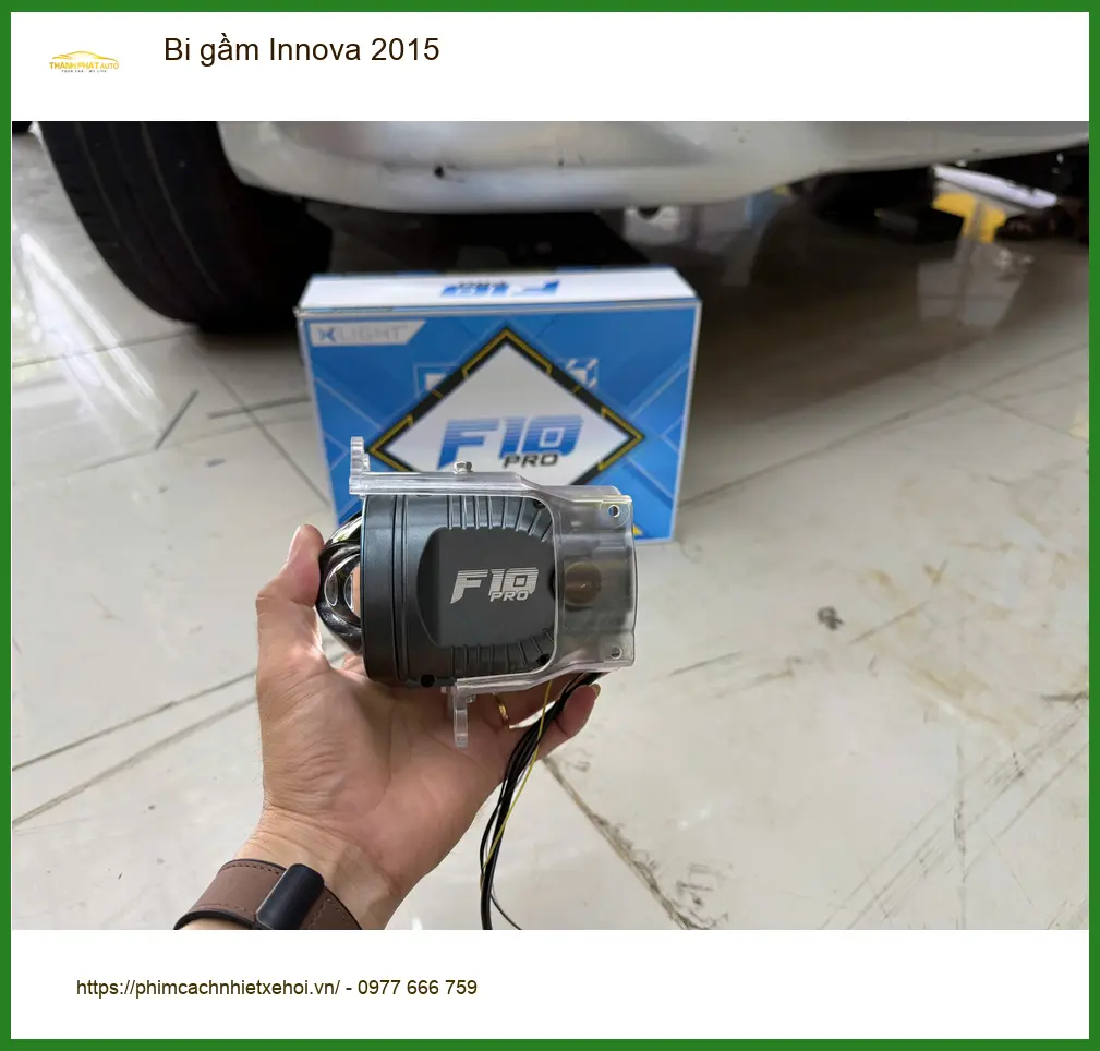 Anh Lộc lắp bi gầm Innova 2015 tại Quận 9 vì đèn zin không đủ sáng đi đêm ảnh thực tế 3