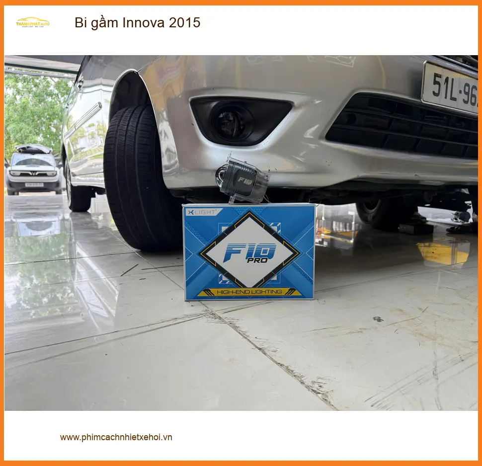 Chú Kiệt độ bi gầm Innova 2015 tại Nhà Bè cho ánh sáng tốt hơn khi đi đêm
