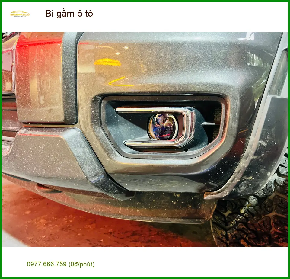 Cô Hoa độ bi gầm cho Kia K3 ở Quận Tân Phú vì đèn mờ khi đi đêm ảnh thực tế 2