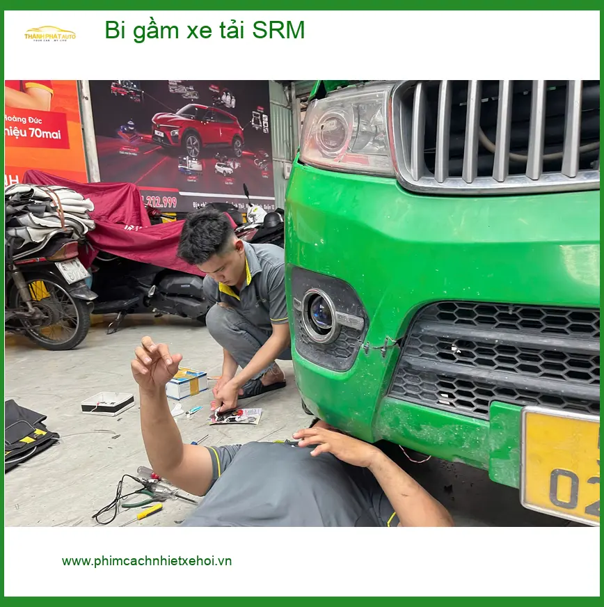 Anh Kiên độ bi gầm xe tải SRM ở Quận 12 vì đèn zin không đủ sáng ảnh thực tế 5