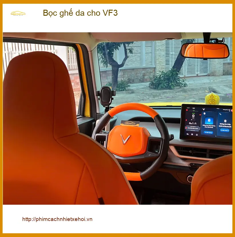 Cô Liên bọc ghế da VinFast VF3 tại Quận Gò Vấp để nâng cấp nội thất
