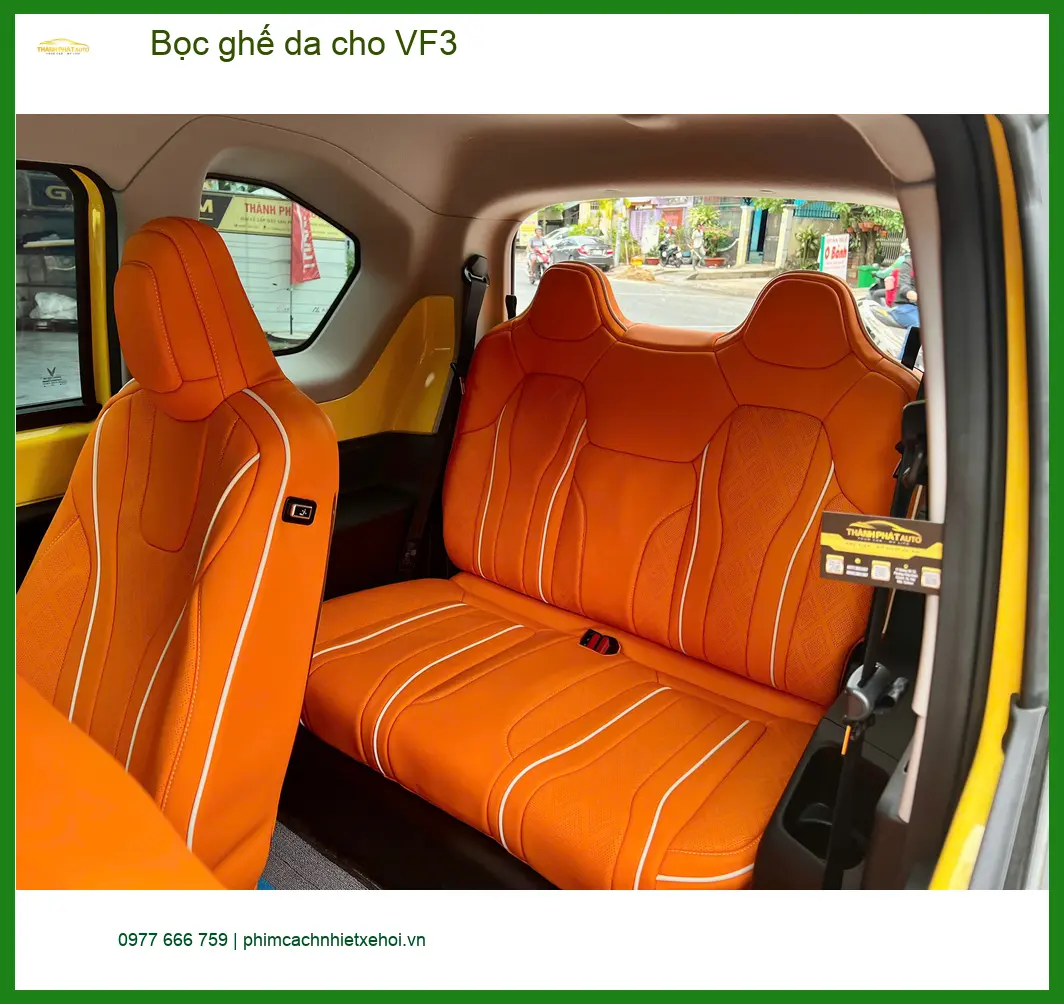 Cô Liên bọc ghế da VinFast VF3 tại Quận Gò Vấp để nâng cấp nội thất ảnh thực tế 2