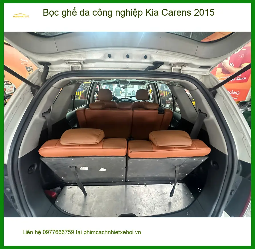 Anh Minh bọc ghế da công nghiệp Kia Carens 2015 tại Quận 7 ảnh thực tế 2
