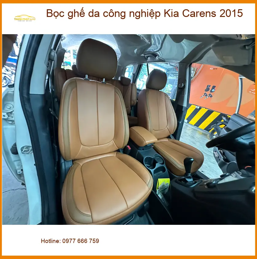 Anh Lộc bọc ghế da công nghiệp Kia Carens 2015 Thủ Đức cho xe sạch