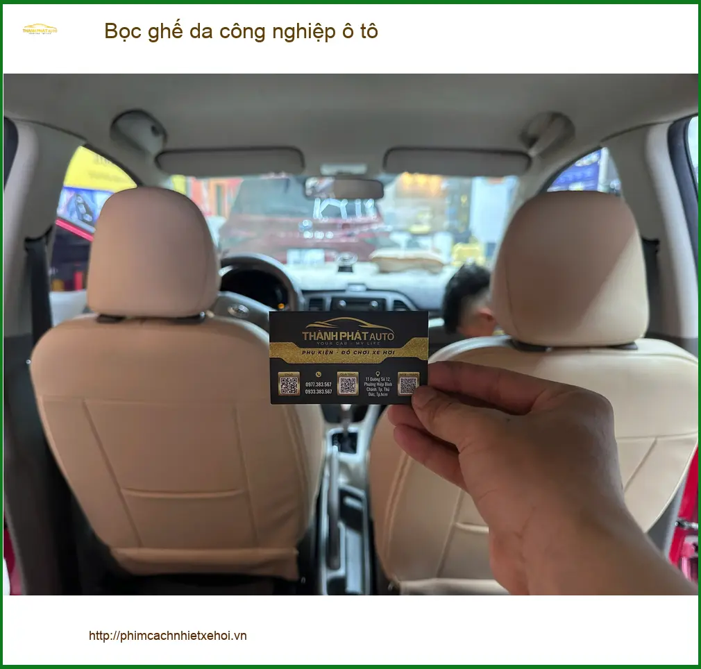 Cô Lan Anh bọc ghế da công nghiệp ô tô cho Kia K3 tại Quận 5 ảnh thực tế 4