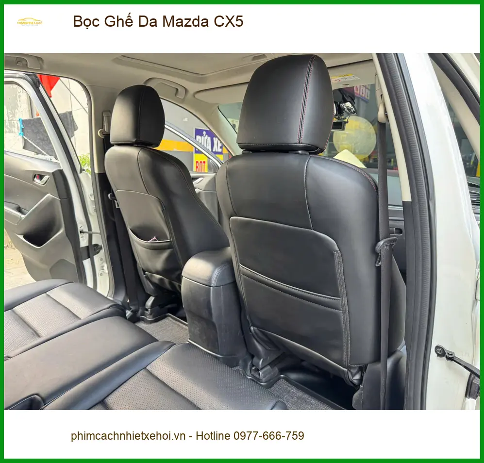 Chị Hà bọc ghế da Mazda CX5 tại Quận 12 để nội thất xe luôn sạch sẽ và sang trọng ảnh thực tế 3