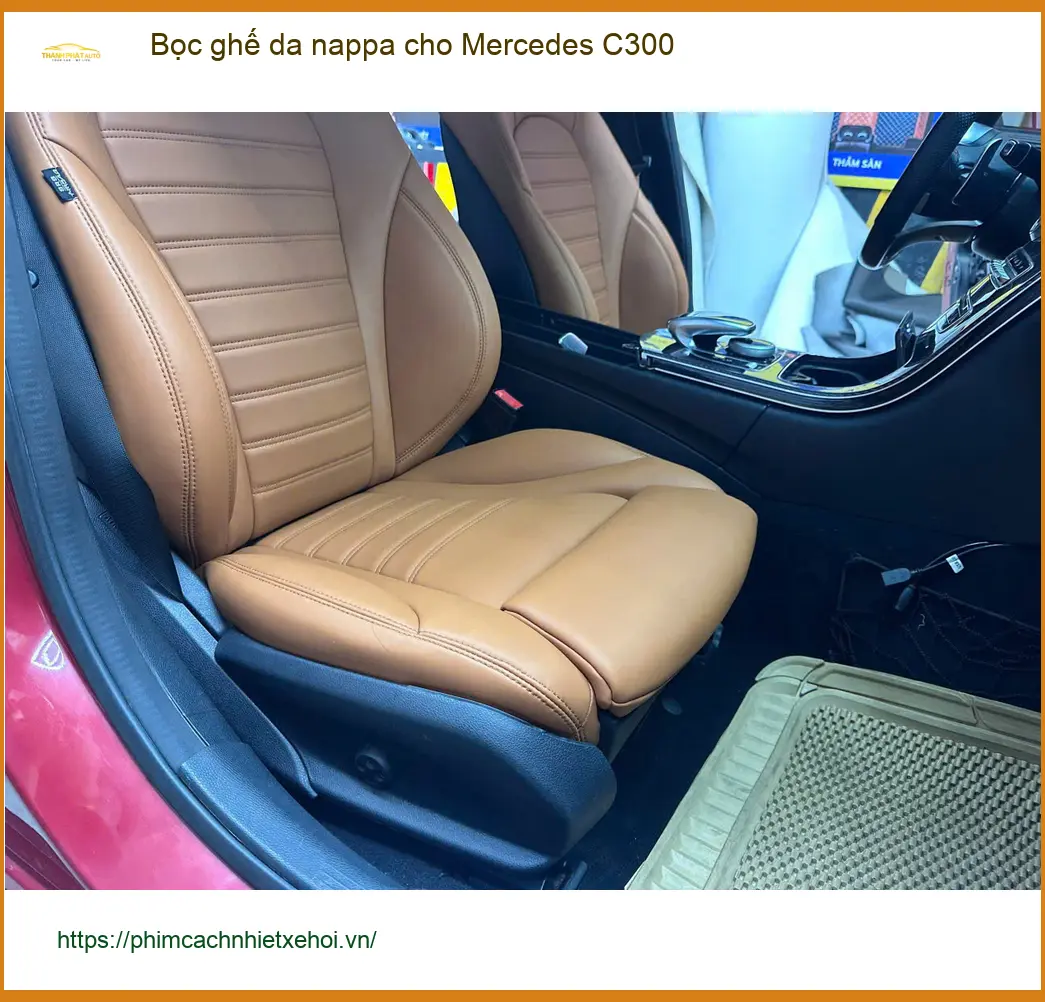 Chú Hùng bọc ghế da Nappa cho Mercedes C300 tại Quận 10, nâng cấp đẳng cấp