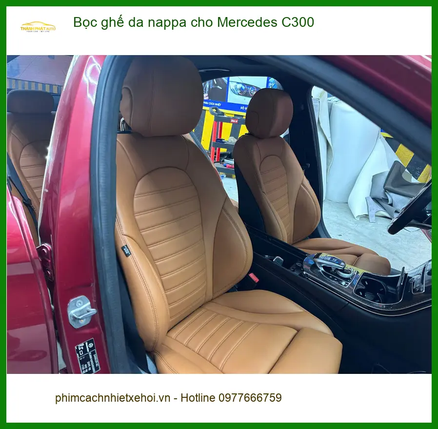 Anh Khải bọc ghế da nappa cho Mercedes C300 tại Bình Chánh để nâng tầm nội thất sang trọng