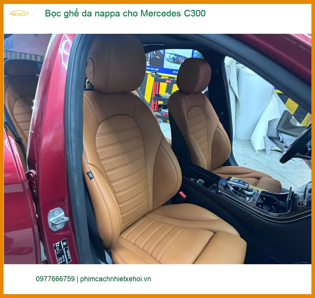Anh Khải Mercedes C300 bọc ghế da Nappa tại Quận 7 để nội thất đẳng cấp hơn ảnh thực tế 2