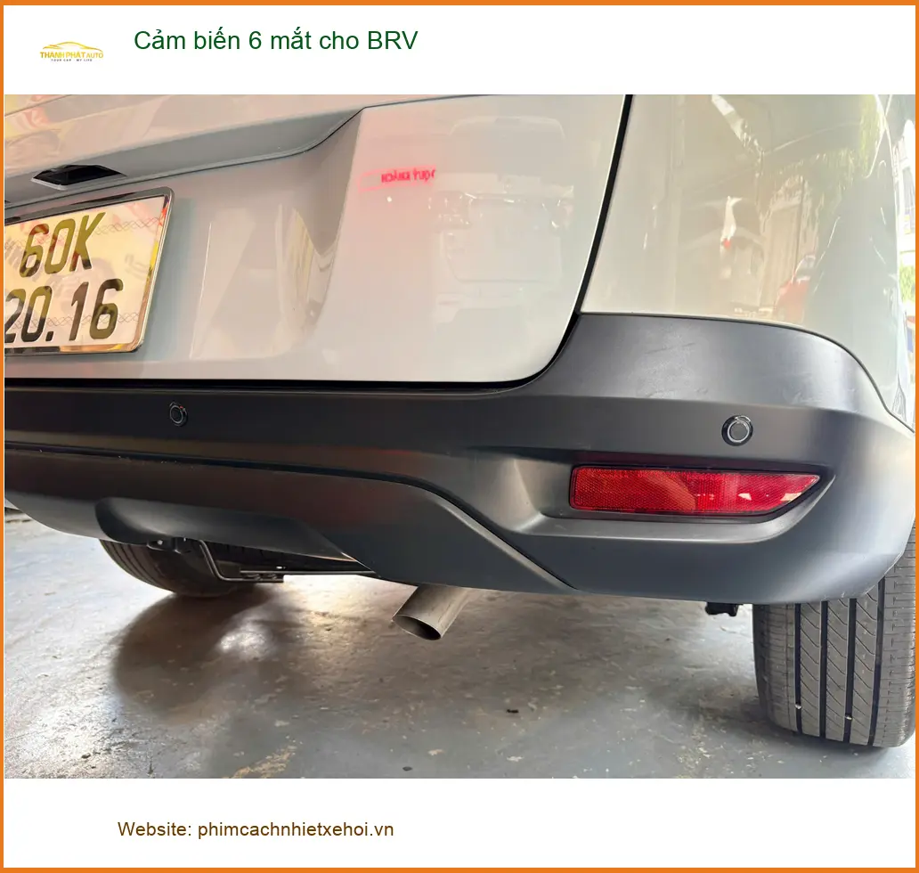 Anh Khôi lắp cảm biến 6 mắt cho BRV để dễ dàng đậu xe trong hẻm tại Thủ Đức ảnh thực tế 4