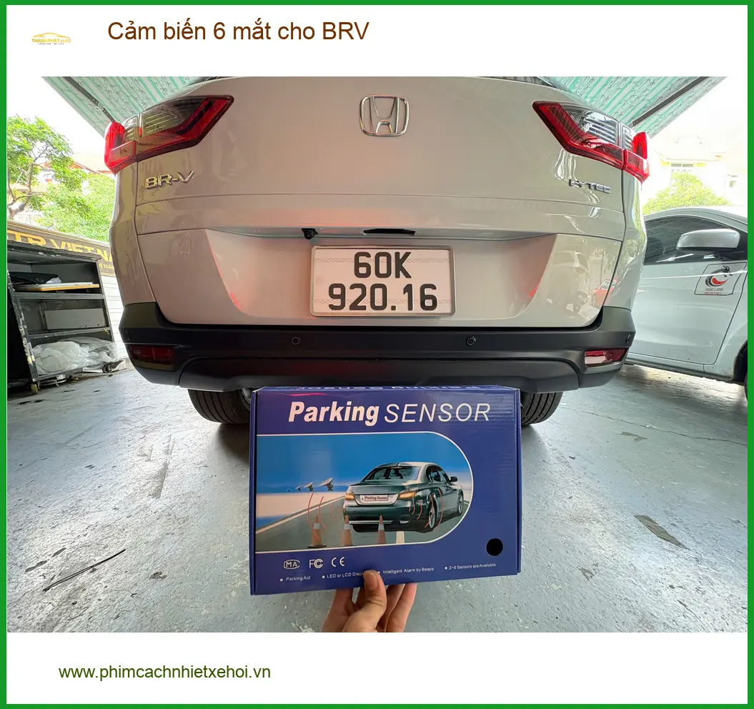 Anh Tuấn Kiệt lắp cảm biến 6 mắt cho BRV tại Quận 1 để đỗ xe an toàn hơn ảnh thực tế 3