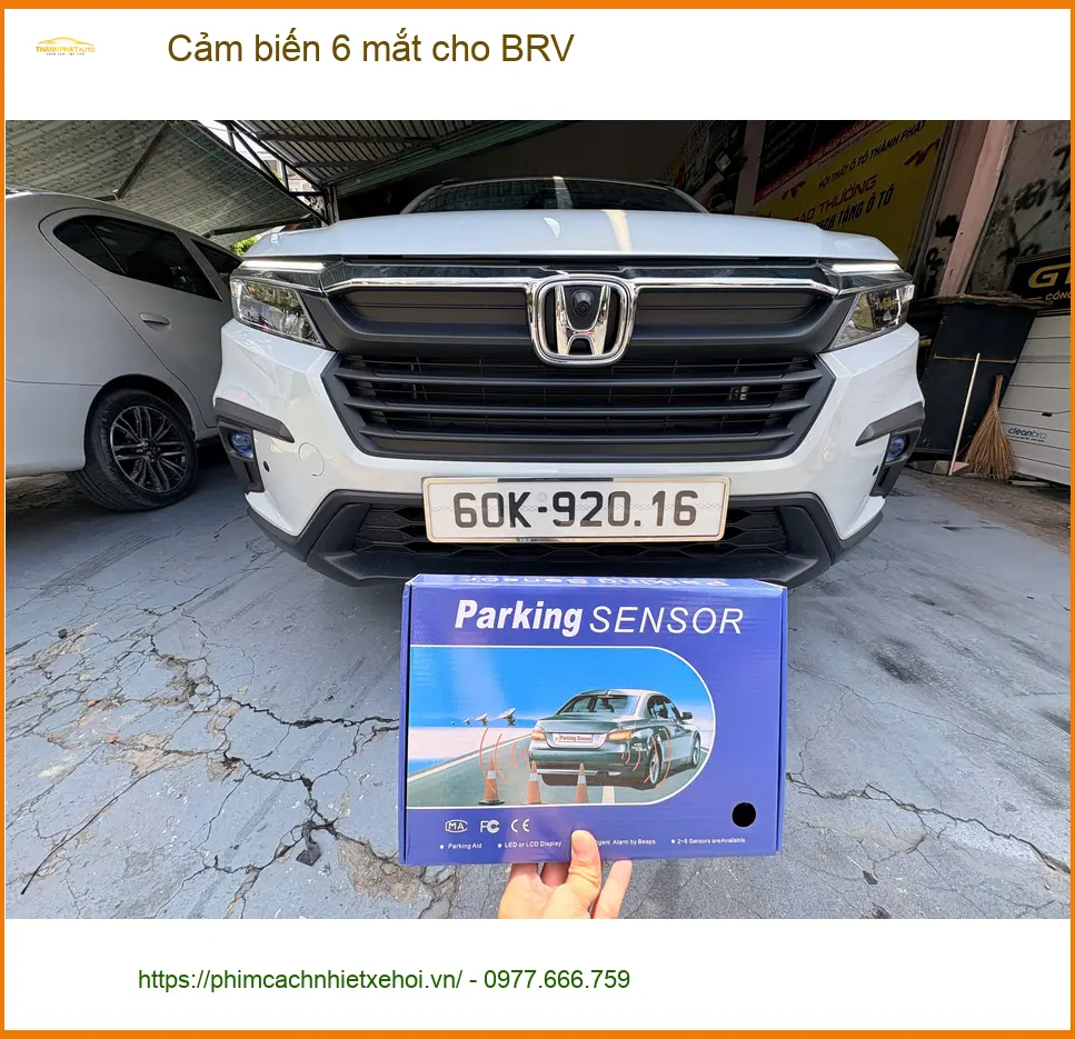 Chị Minh Thư lắp cảm biến 6 mắt cho BRV tại Quận 8 để lùi xe an toàn hơn ảnh thực tế 4