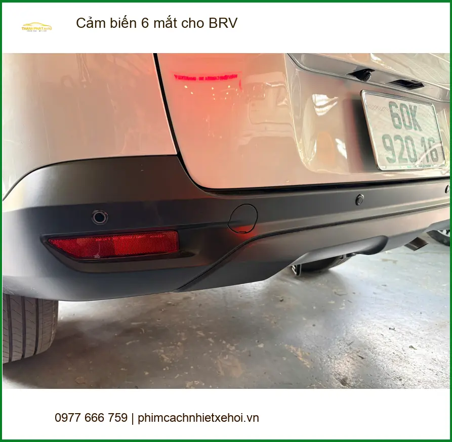 Chú Minh lắp cảm biến 6 mắt cho BRV vì lo ngại va chạm khi lùi xe ở Quận 11 ảnh thực tế 3