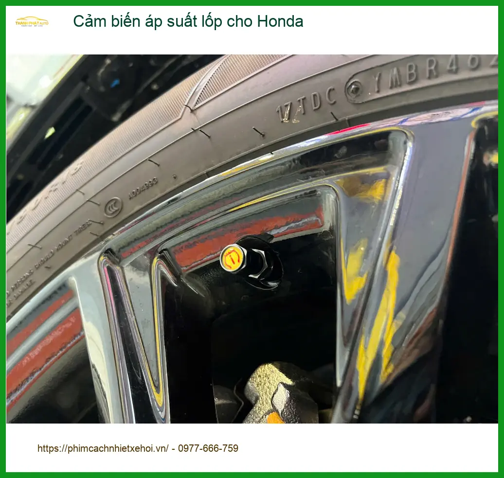 Anh Lâm lắp cảm biến áp suất lốp cho Honda CR-V tại Nhà Bè để an tâm trên mọi cung đường
