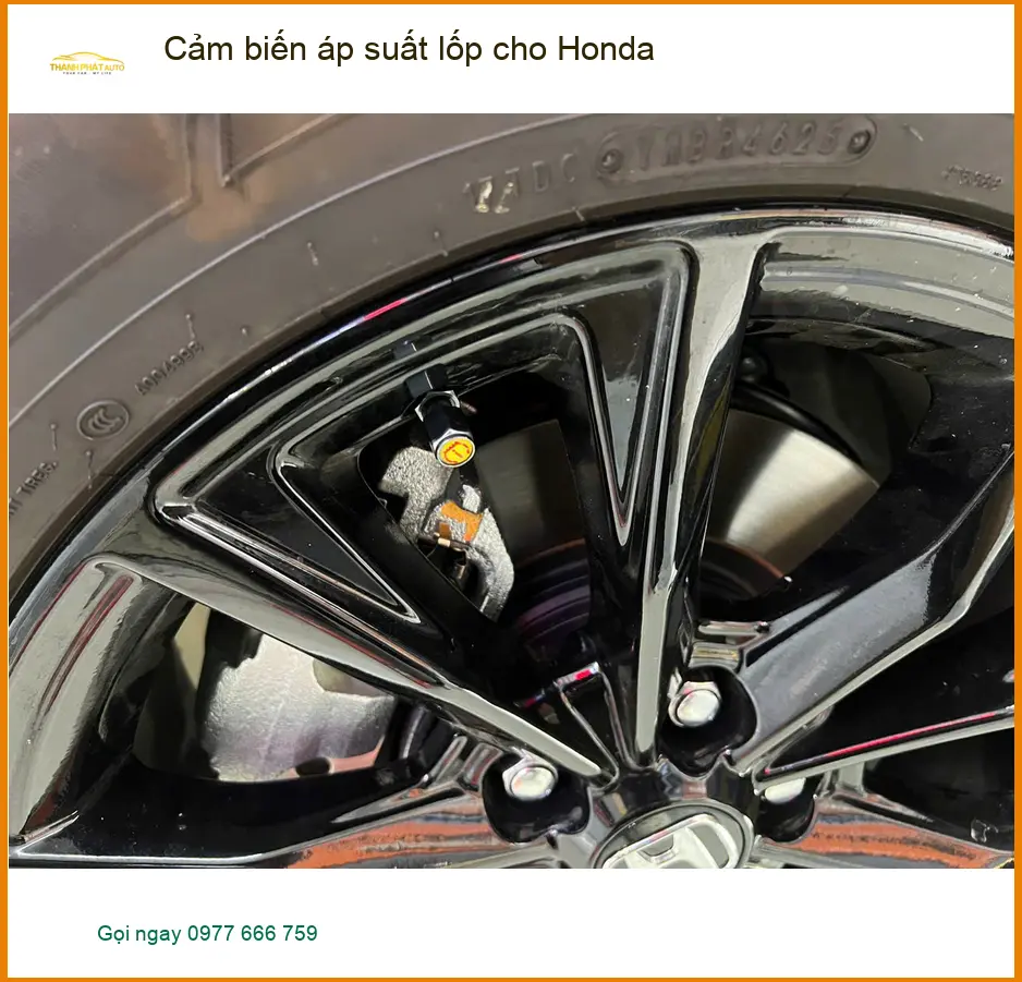 Chị Thanh Ngân lắp cảm biến áp suất lốp Honda CR-V tại Quận 9 an toàn ảnh thực tế 2