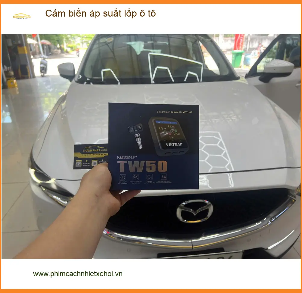 Anh Minh lắp Cảm biến áp suất lốp ô tô Honda CRV tại Quận Thủ Đức.