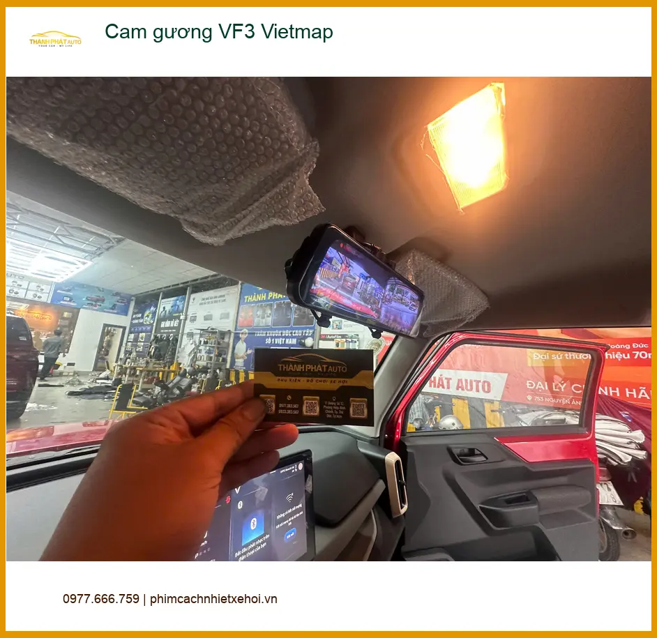 Chị Mai Anh lắp cam gương Vietmap cho VinFast VF3 tại Quận 9 tránh va chạm ảnh thực tế 2