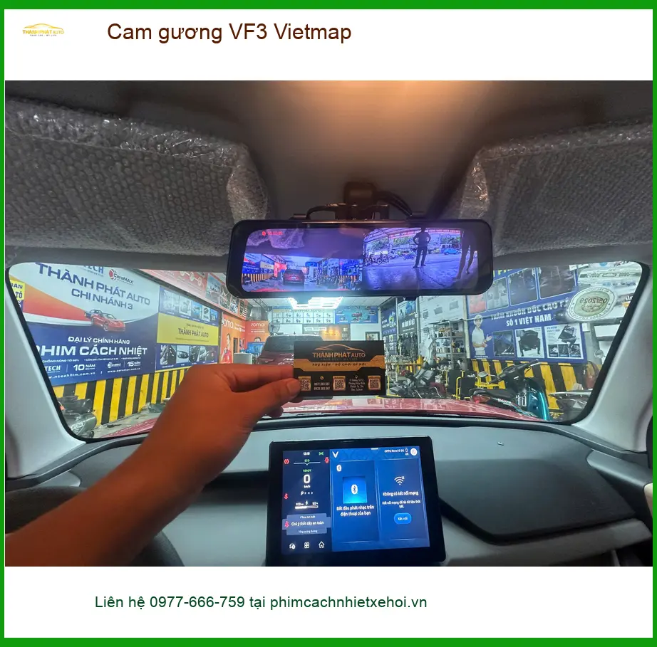 Anh Khải lắp camera gương Vietmap cho VF3 tại Quận 3 để lái xe an toàn ảnh thực tế 5