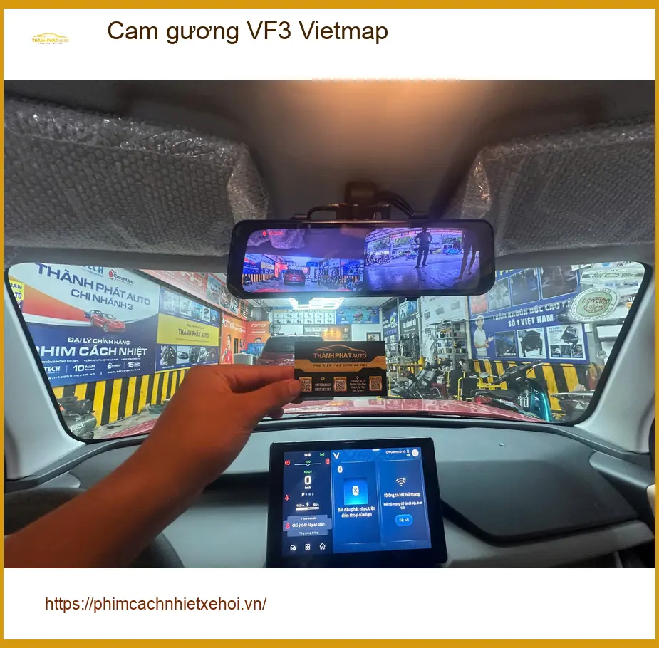 Chị Thuỷ lắp cam gương Vietmap cho VinFast VF3 tại Quận Bình Thạnh để lái xe an toàn hơn ảnh thực tế 4