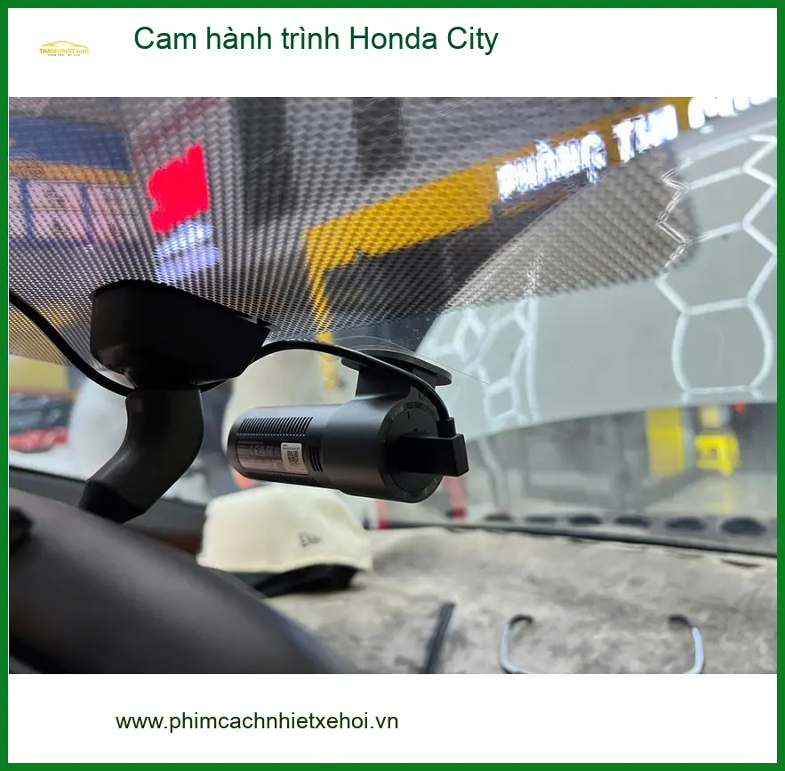 Anh Hưng lắp cam hành trình Honda City Quận 2 để an tâm lái xe mỗi ngày