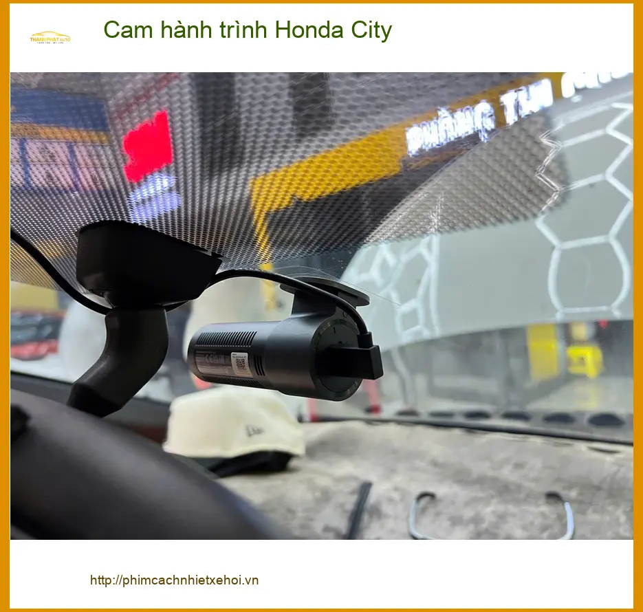 Anh Đạt lắp cam hành trình chính hãng cho Honda City ở Quận 4, an tâm mỗi chuyến đi ảnh thực tế 2