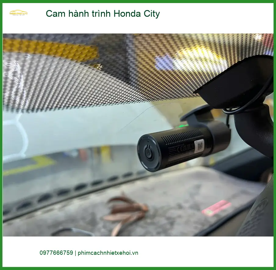 Anh Khải lắp cam hành trình Honda City tại Quận 9 để an tâm hơn khi lái xe ảnh thực tế 3