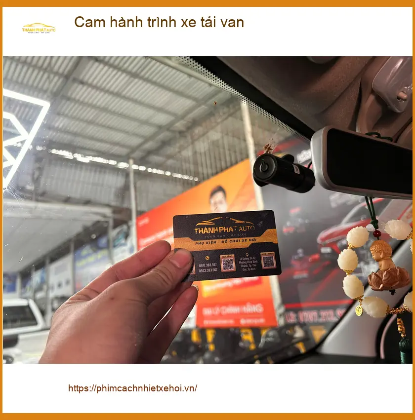 Anh Khang lắp cam hành trình xe tải van Ford Transit tại Nhà Bè ảnh thực tế 3