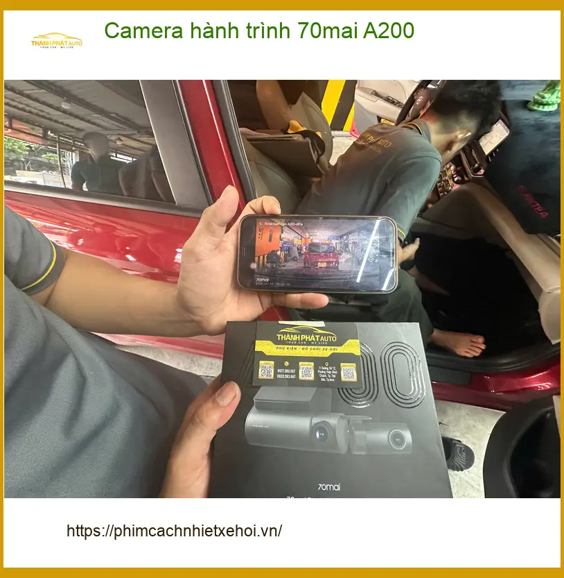 Chú Minh lắp Camera hành trình 70mai A200 cho Kia K3 tại Hóc Môn để an tâm hơn.