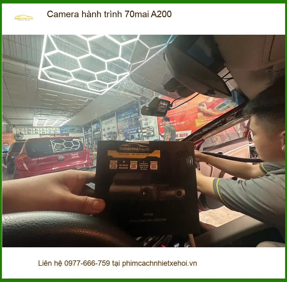 Anh Tấn lắp Camera hành trình 70mai A200 cho Honda CR-V tại Quận 3 vì lo ngại va chạm ảnh thực tế 3