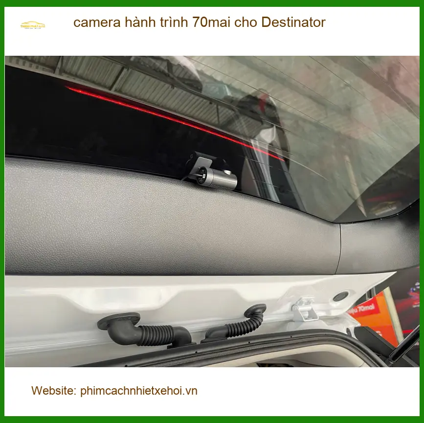 Anh Dũng Honda CR-V lắp camera hành trình 70mai tại Quận 1 để an tâm di chuyển ảnh thực tế 2