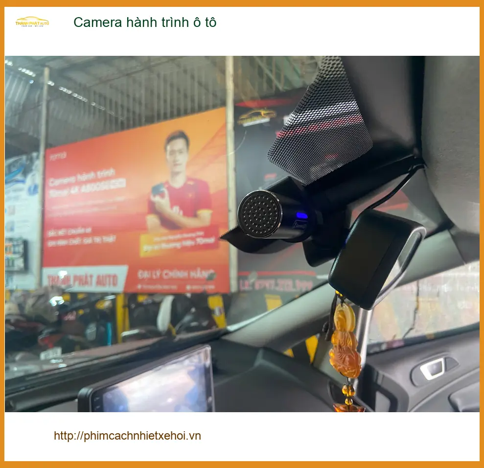 Anh Minh lắp Camera hành trình ô tô Hyundai Creta tại Quận 2