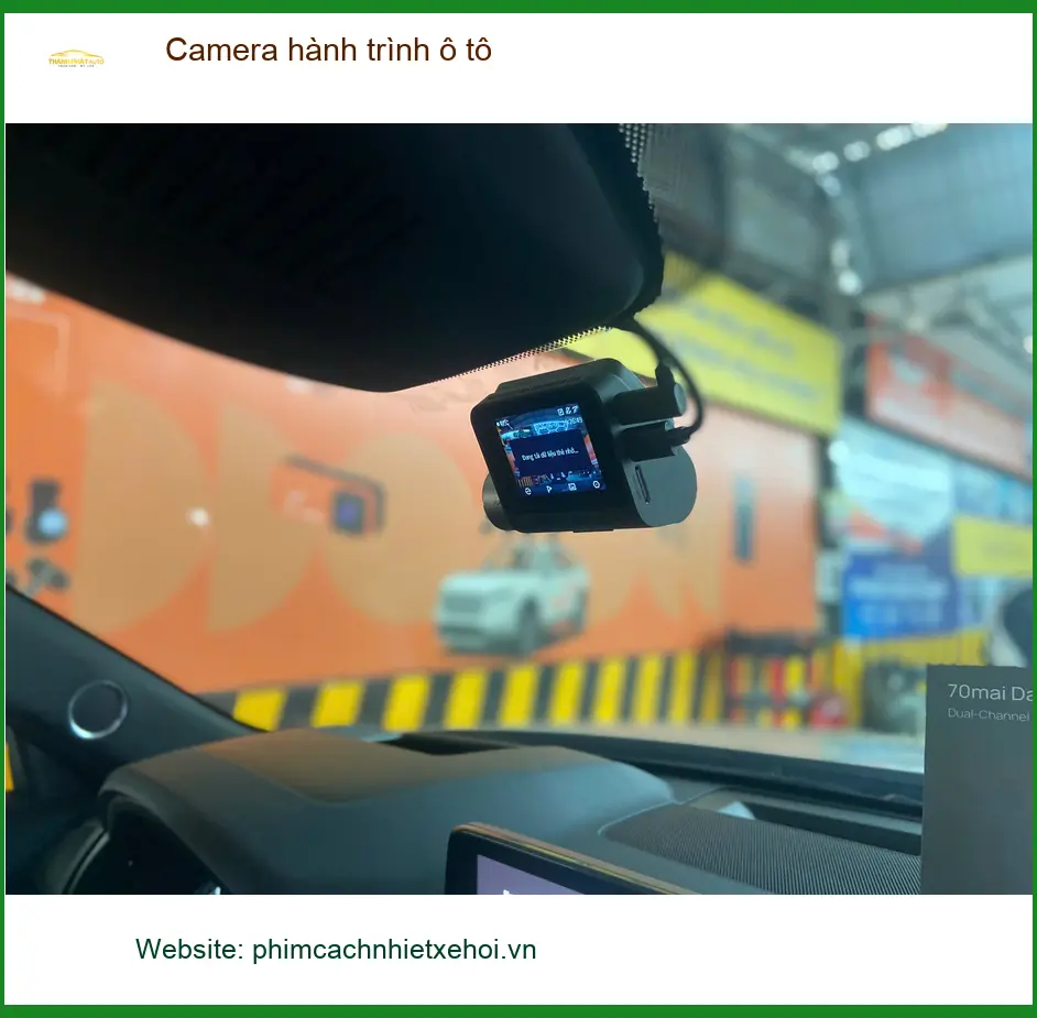 Chú Bình lắp camera hành trình ô tô Honda HR-V tại Quận 12 ghi lại hành trình ảnh thực tế 2