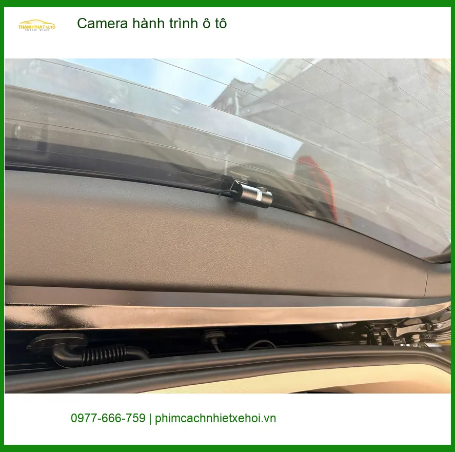 Chị Mai Anh lắp camera hành trình ô tô cho Honda CR-V tại Quận 8 ghi lại mọi khoảnh khắc ảnh thực tế 4