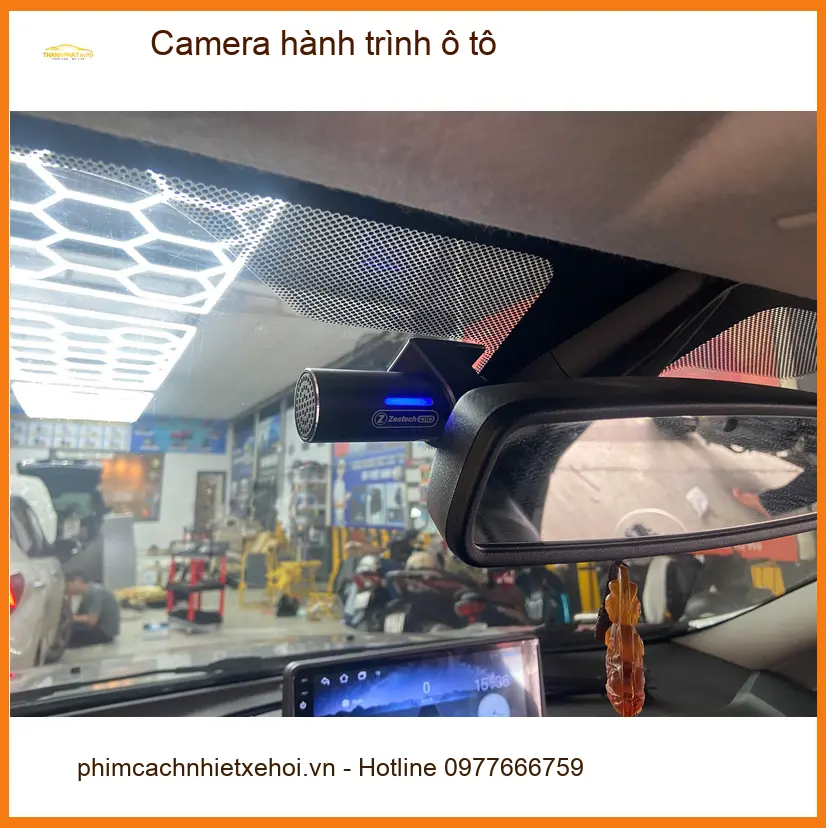 Chị Thảo gắn camera hành trình ô tô cho Mazda CX-5 tại Quận 1