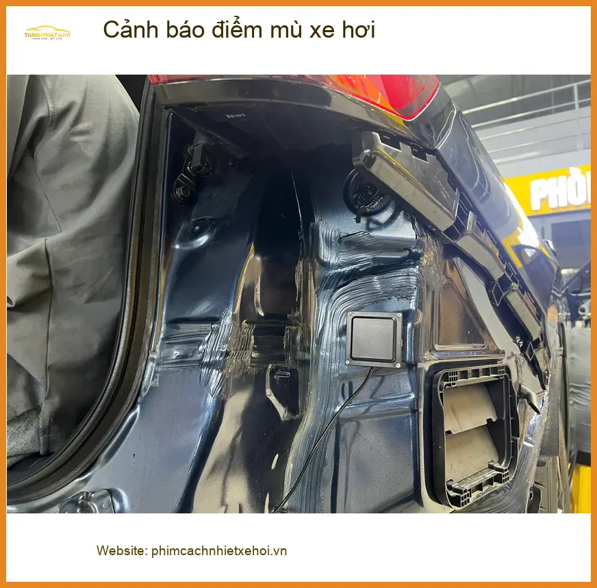 Anh Khải lắp cảnh báo điểm mù xe hơi Honda CRV tại Hóc Môn để an tâm hơn khi chuyển làn ảnh thực tế 2